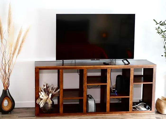 Hollywood Chic Studio With Free Parking